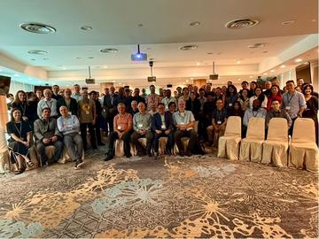 group picture singmalnet