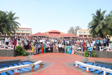 Group photo at ICPvR 2025